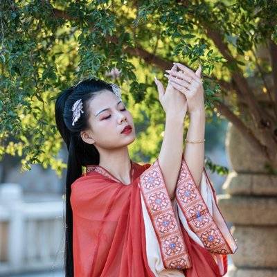 汉服模特