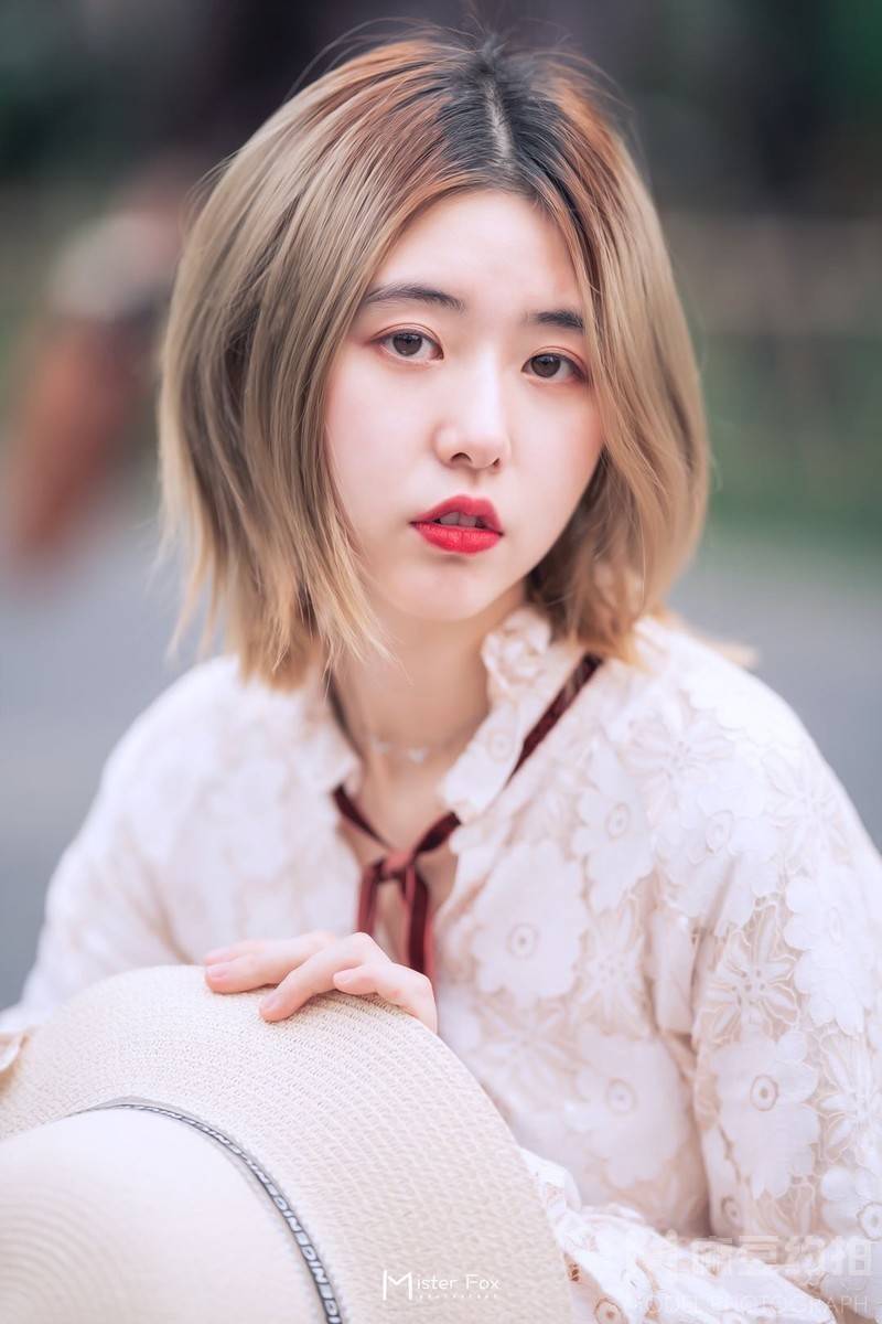 清新模特
