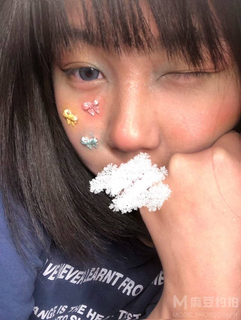 校园模特