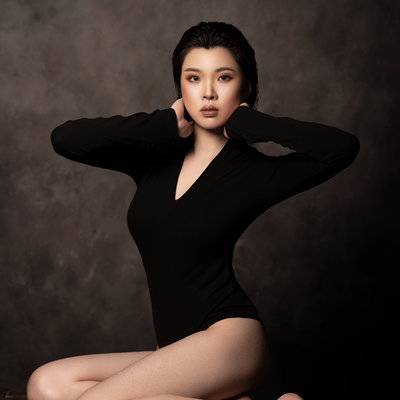黑白模特