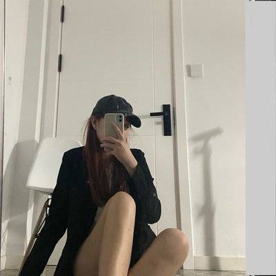 黑白模特