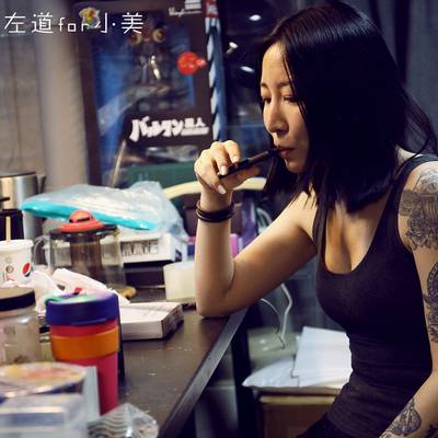 黑白模特