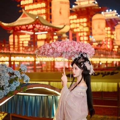 汉服模特