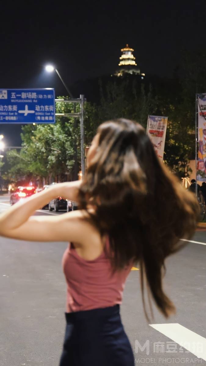 夜景模特