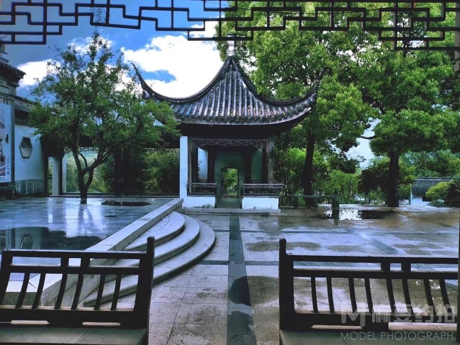 纪实模特