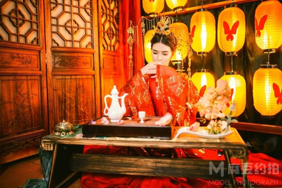 汉服模特