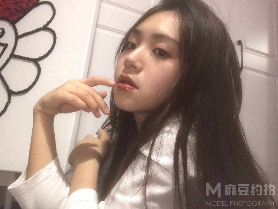 纪实模特