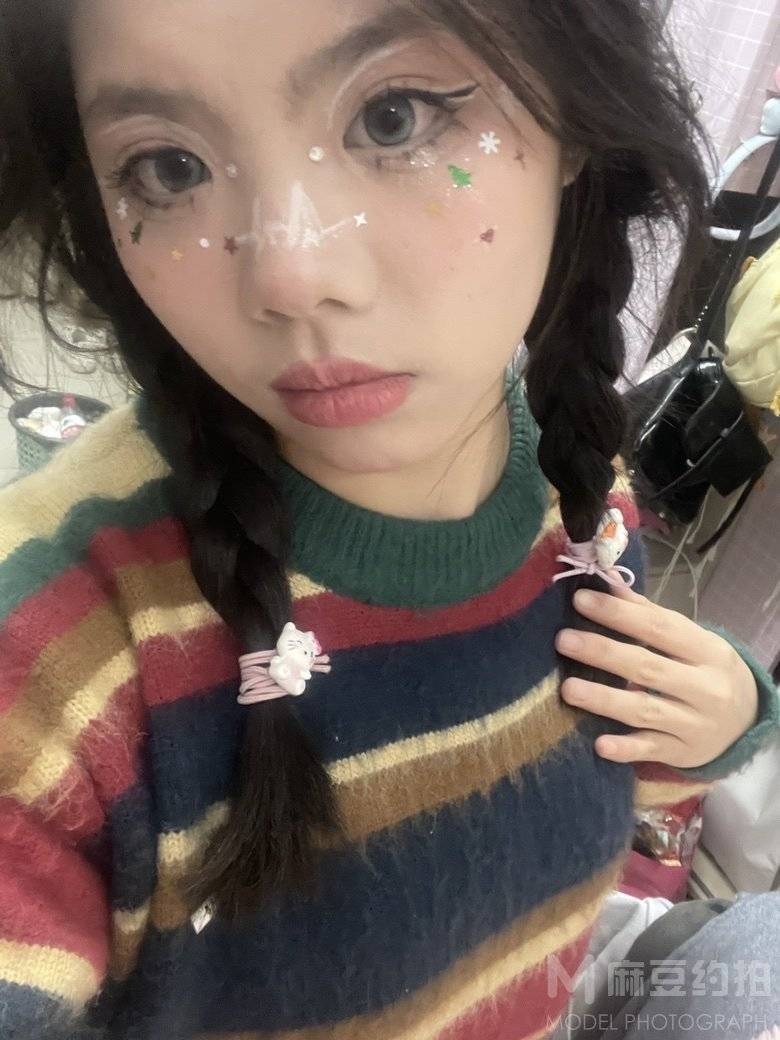 清新模特