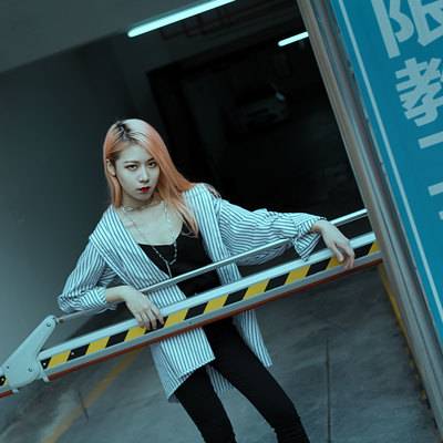 校园模特