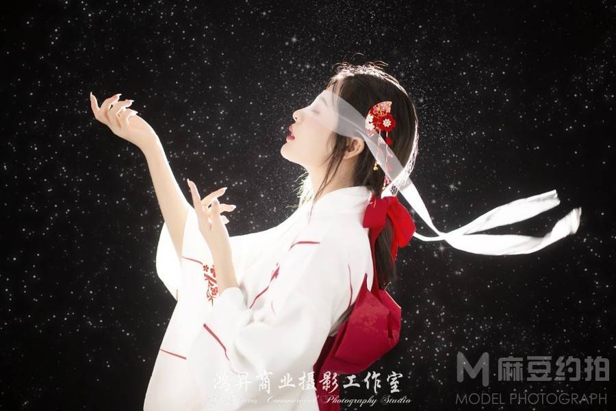 妆容模特