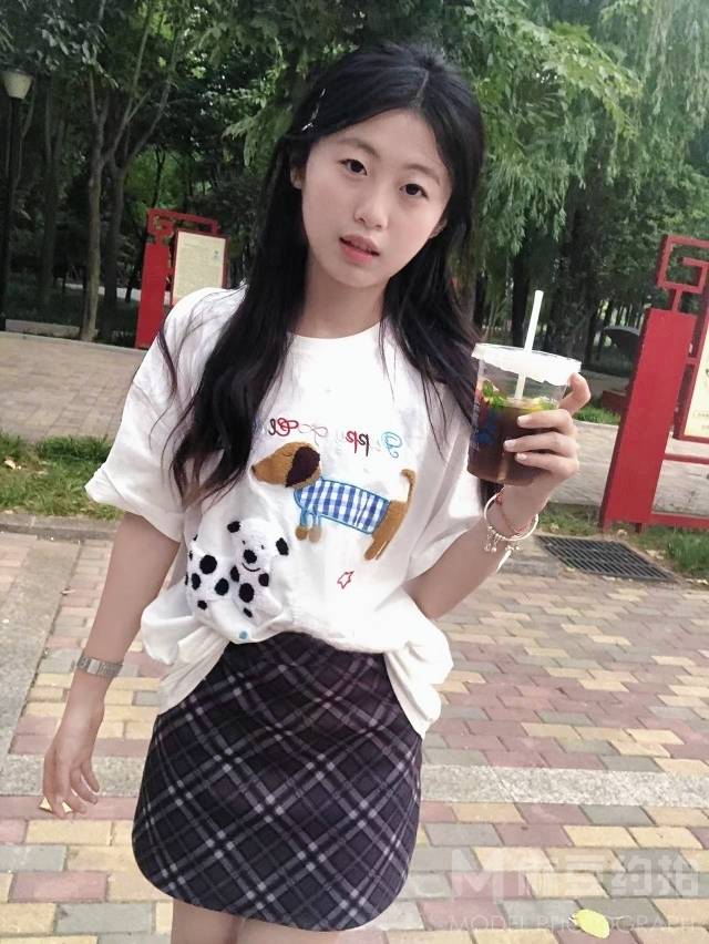 少女模特