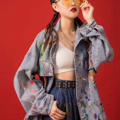 情绪模特