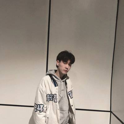 黑白模特