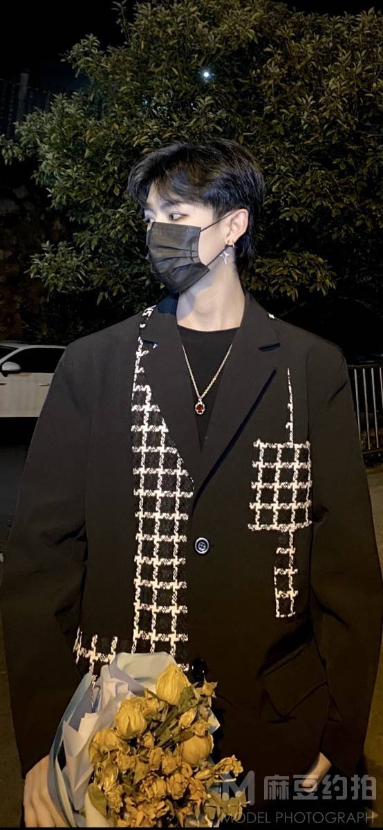 黑白模特