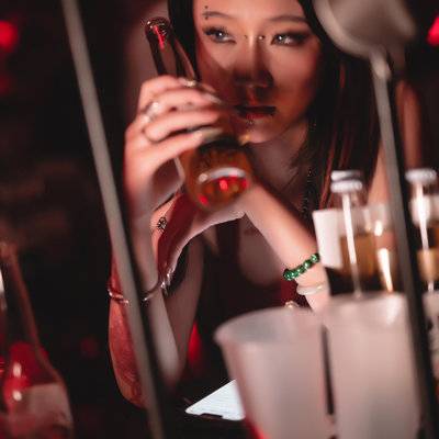 情绪模特