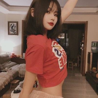 宝丽来模特