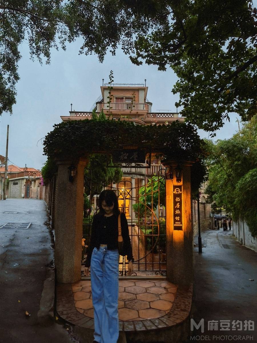 胶片模特