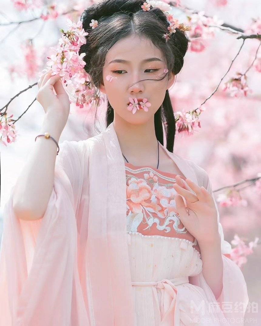 古风模特