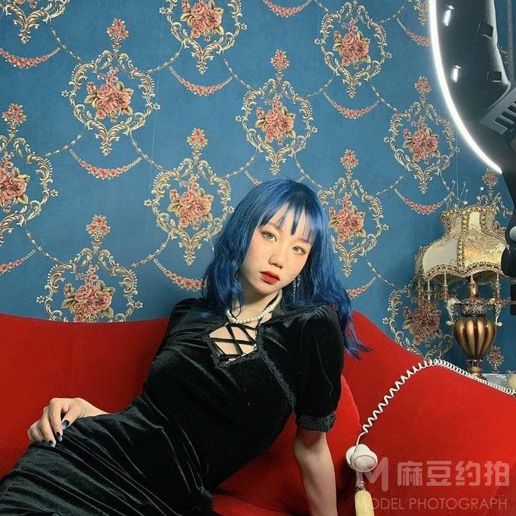 胶片模特