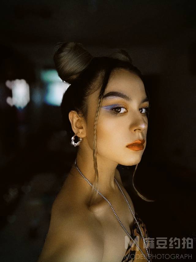 暗黑模特