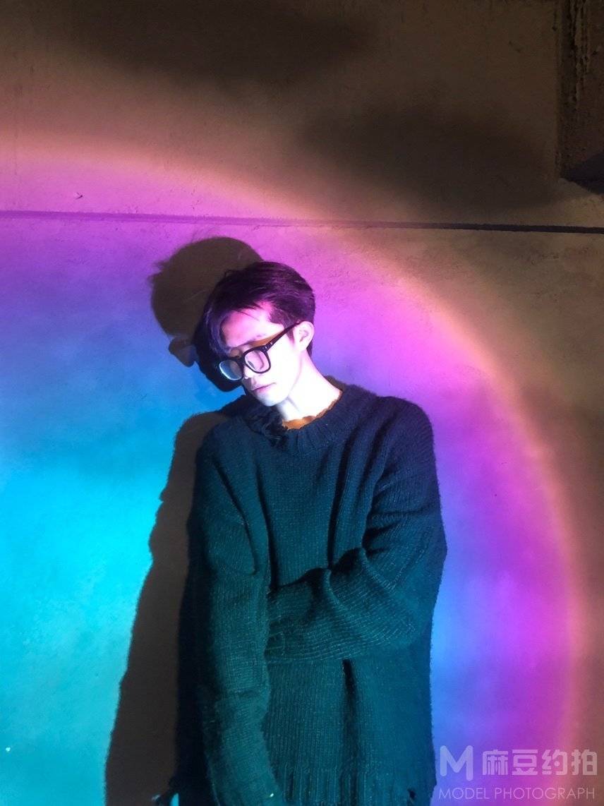 黑白模特