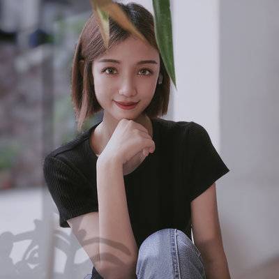 黑白模特
