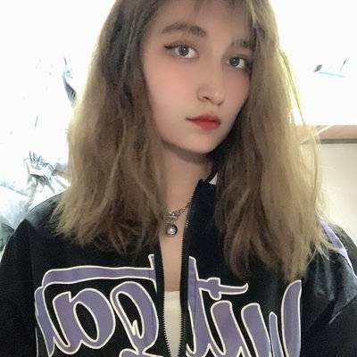 黑白模特