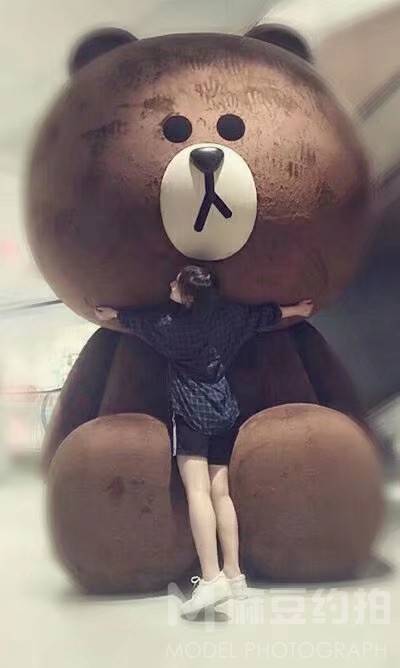 校园模特