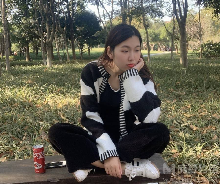 胶片模特