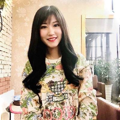 宝丽来模特