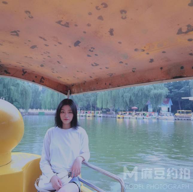 民国模特