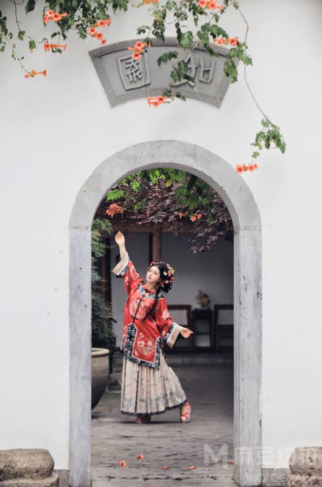 汉服模特