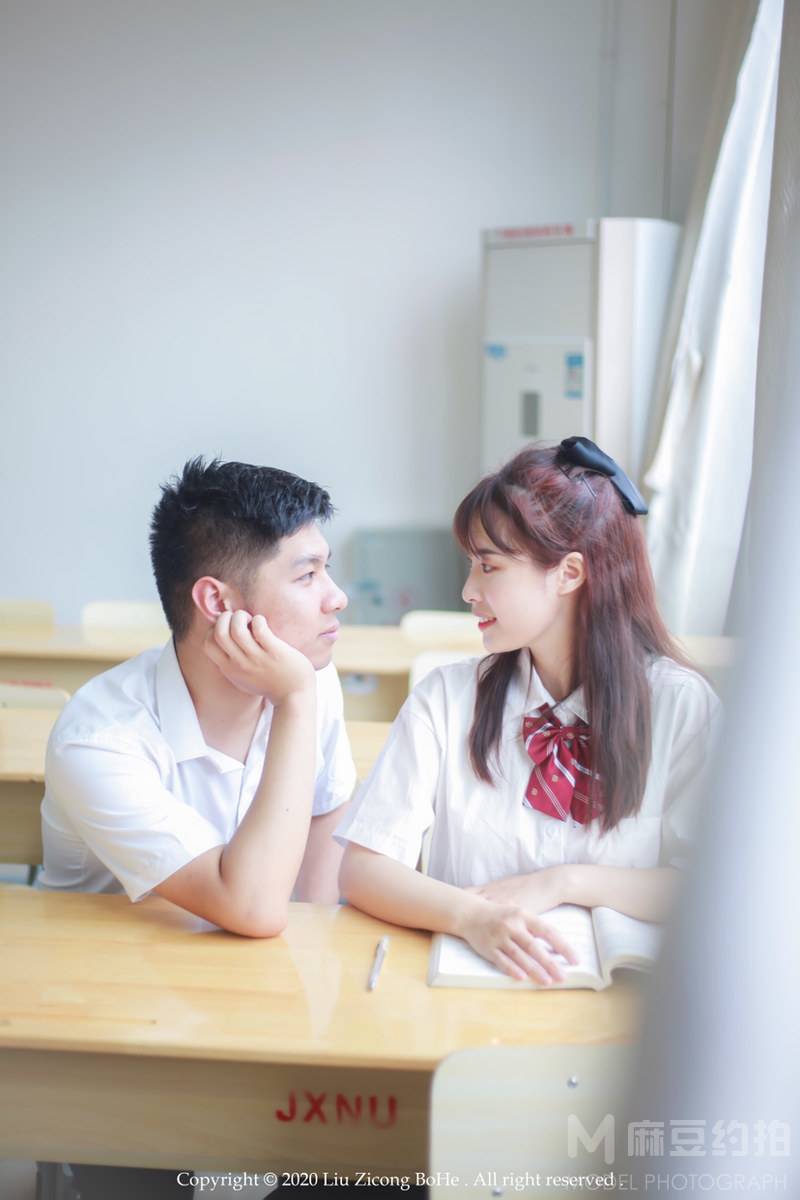 校园模特