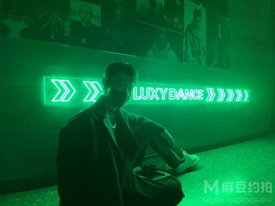 暗黑模特