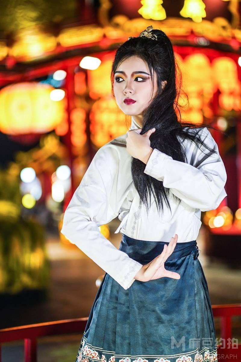 夜景模特