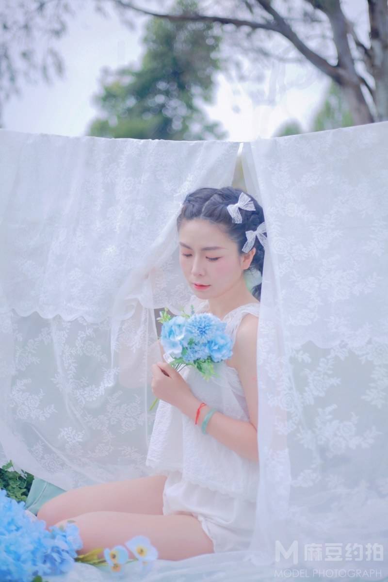 妆容模特