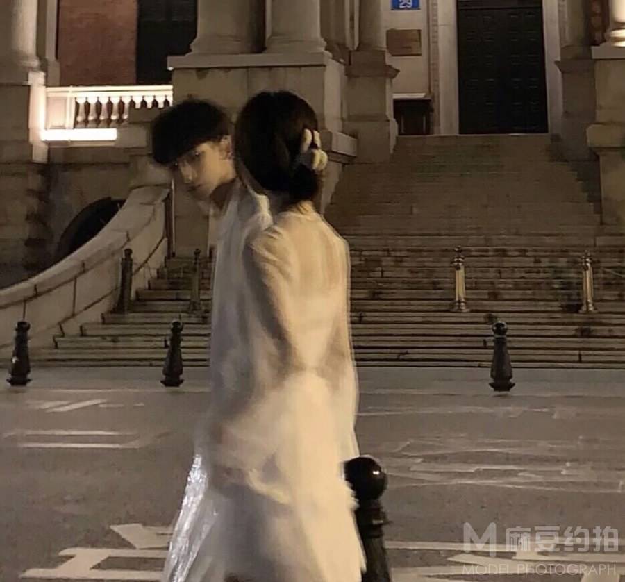 夜景模特