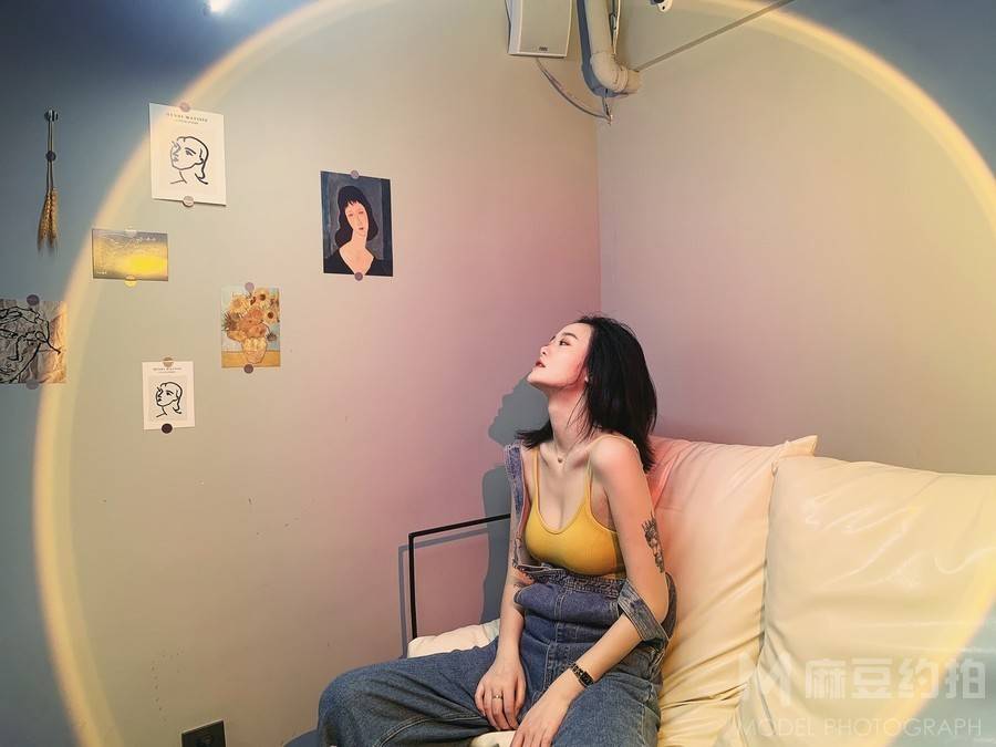 妆容模特