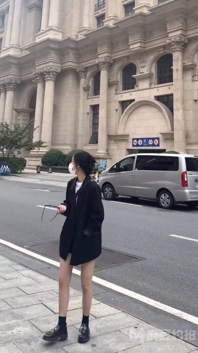 黑白模特