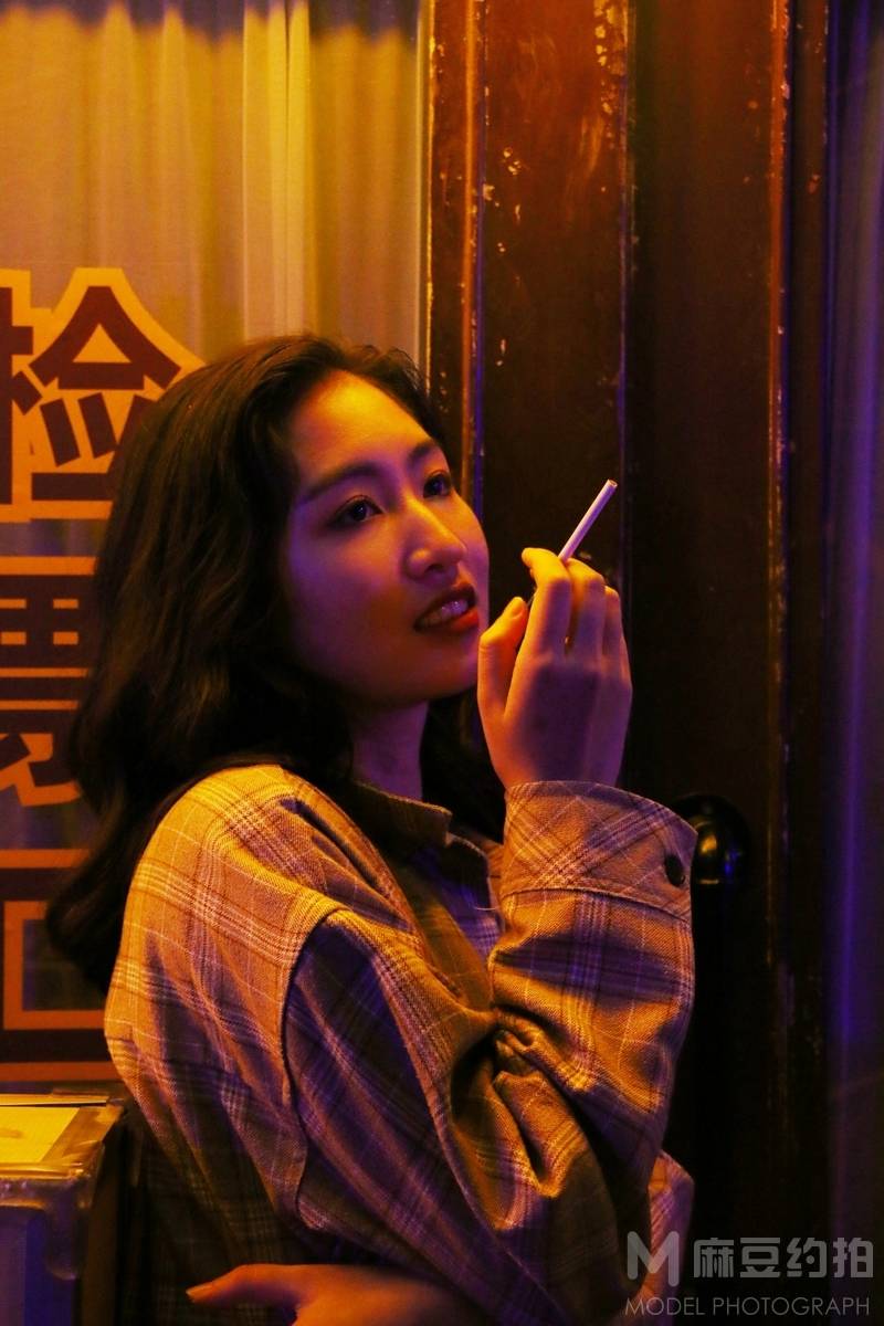 黑白模特