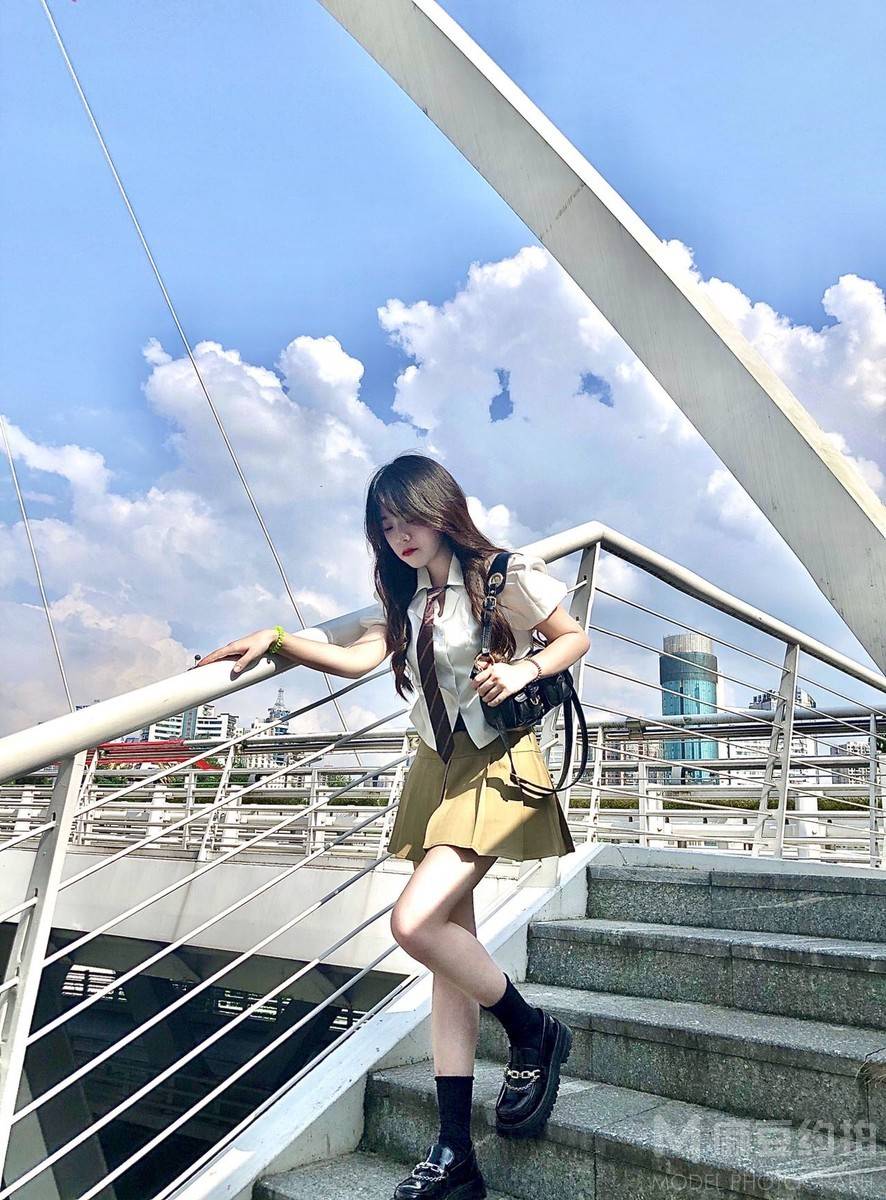 校园模特