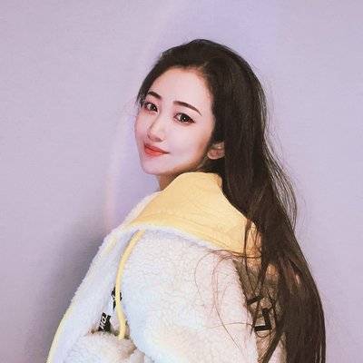 黑白模特