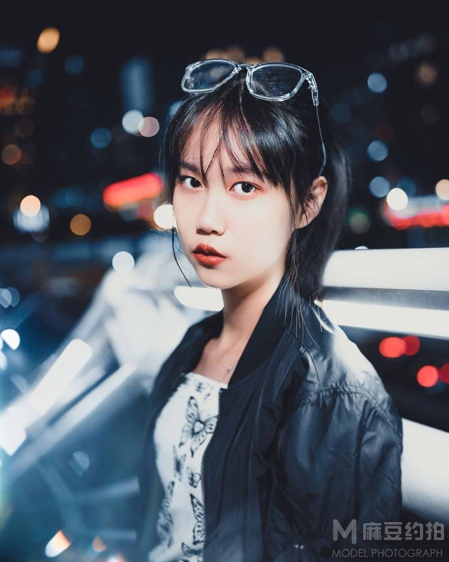 夜景模特