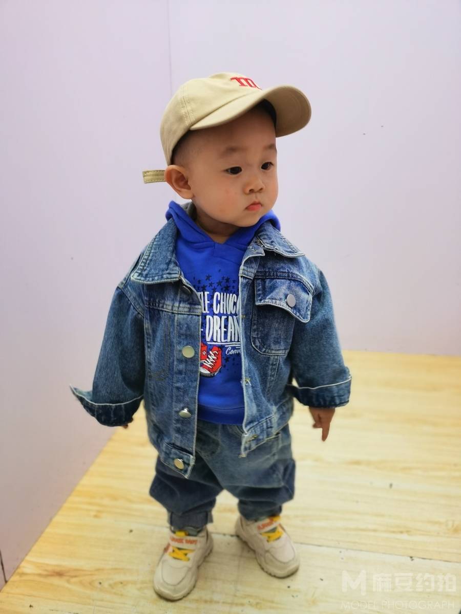 纪实模特