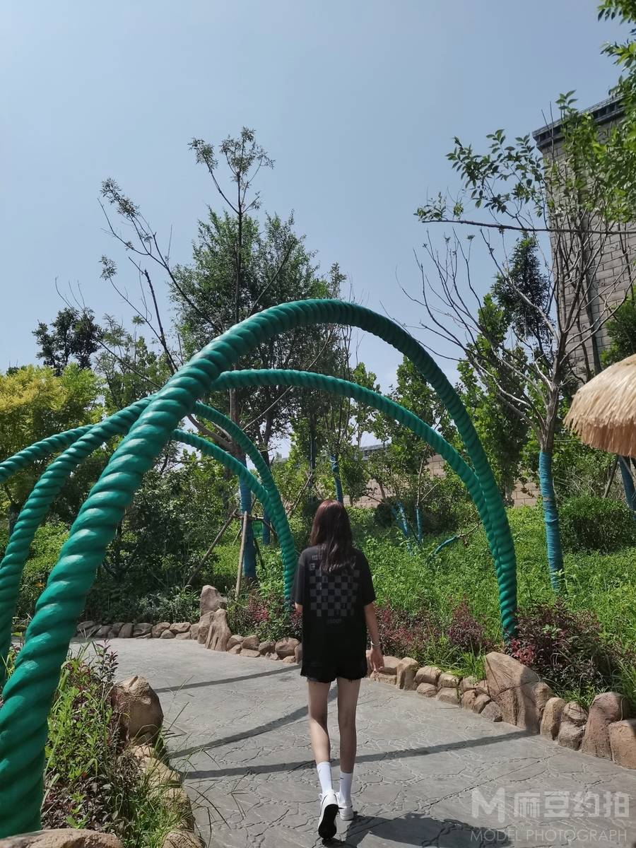 清新模特