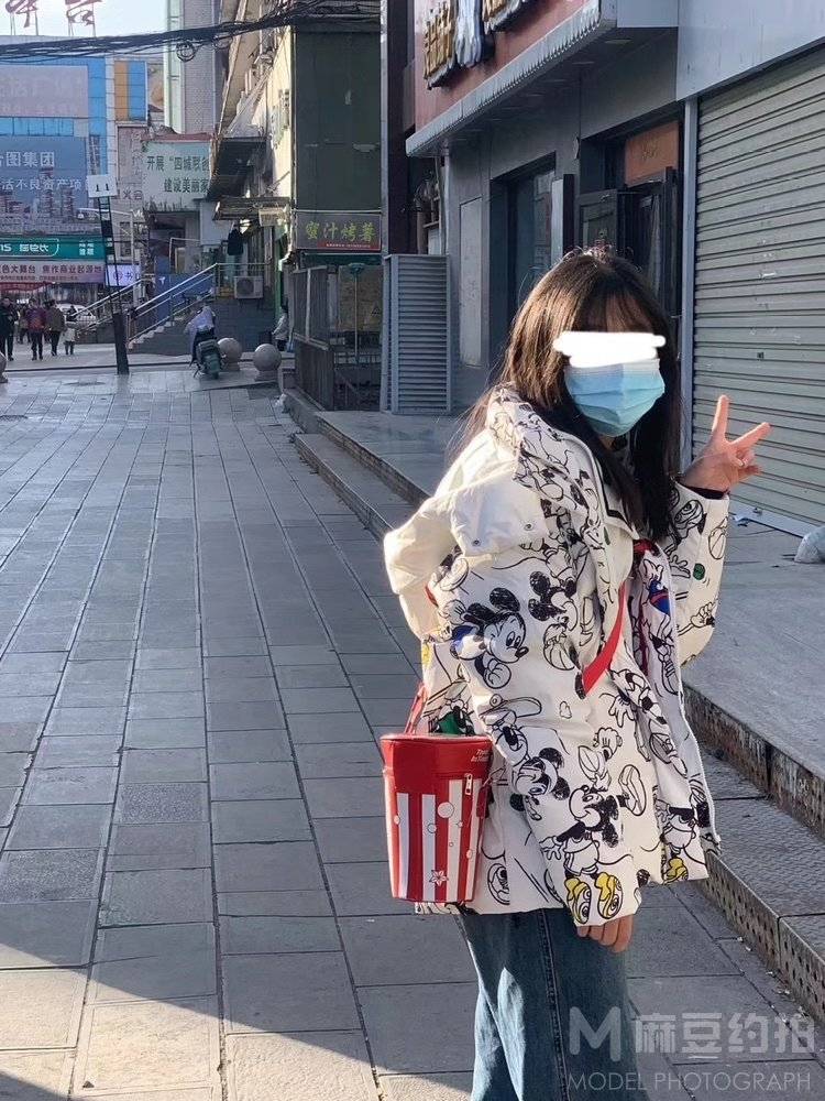 清新模特