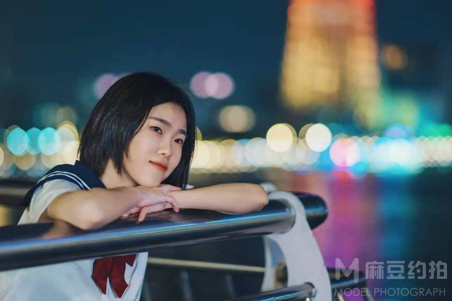 夜景模特