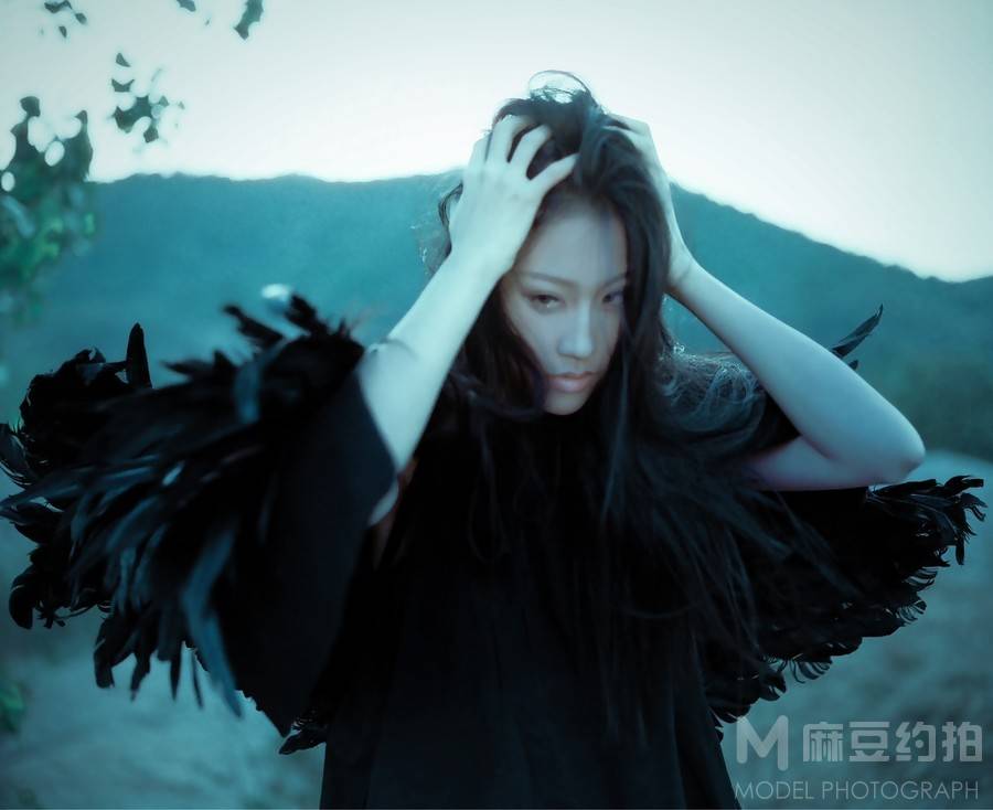 情绪模特