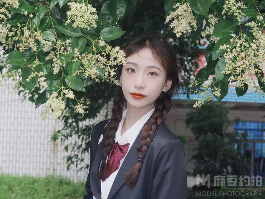 校园模特