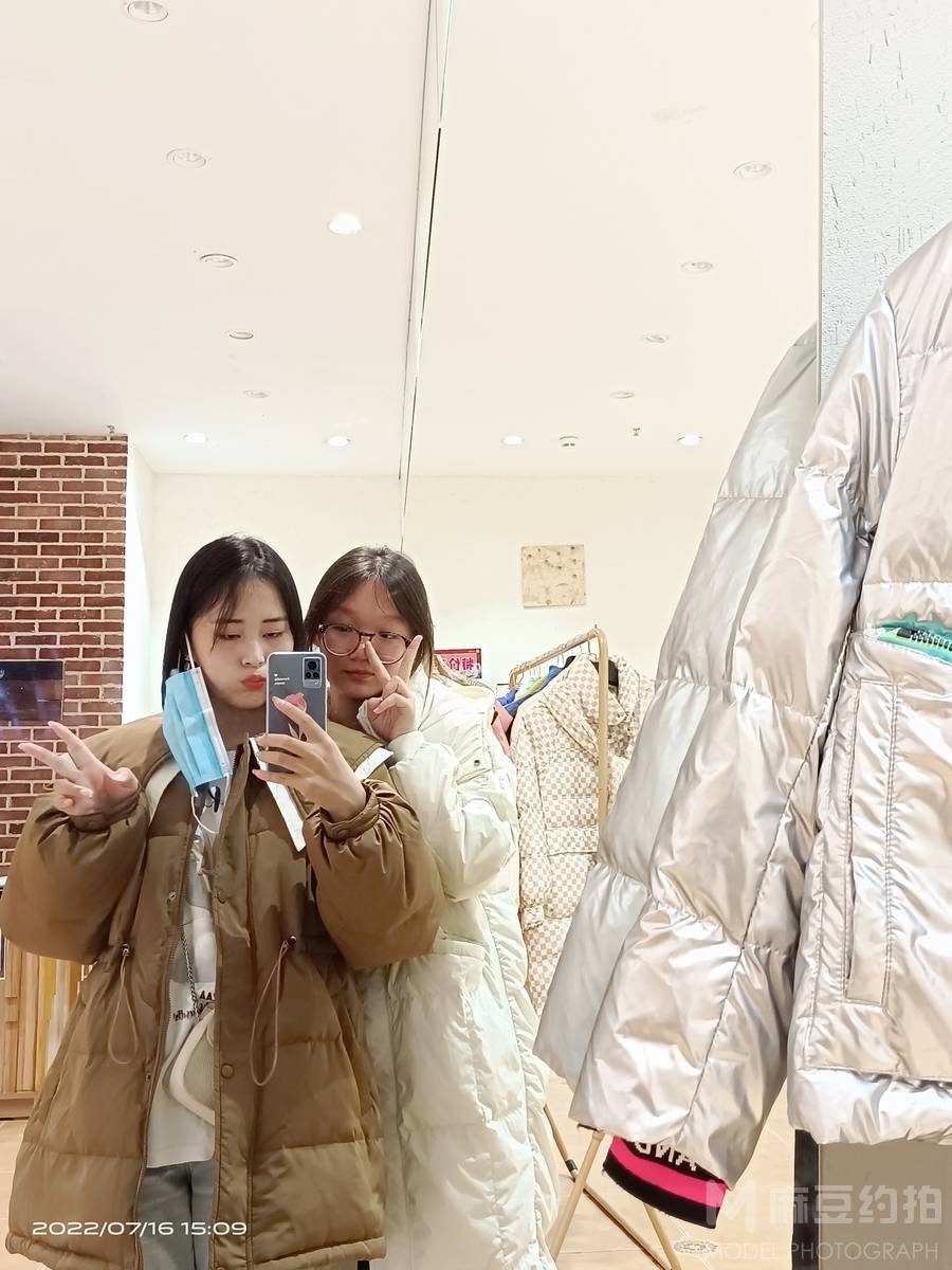清新模特